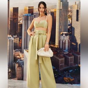 Brand New Green and Cream Coordinated Set SZ Large